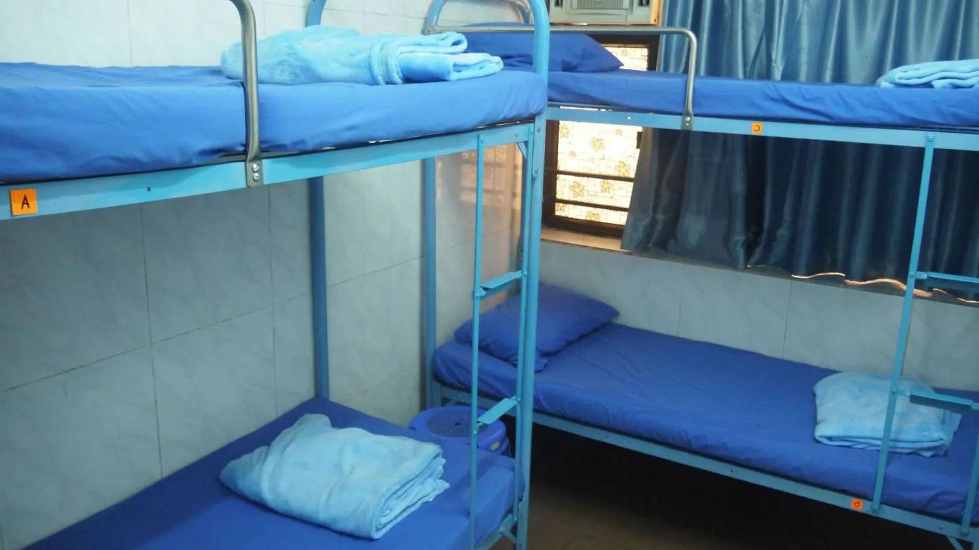 Kung-Fu Hostel 香港 0*,
